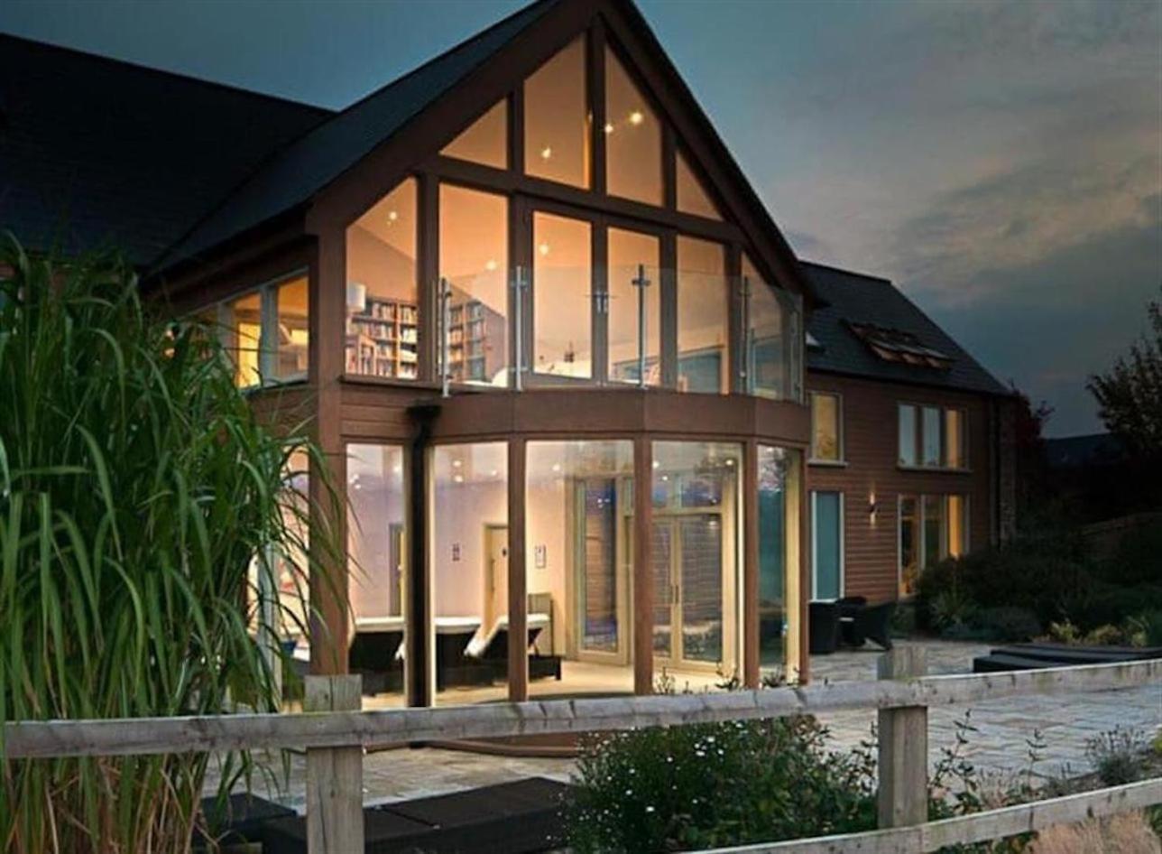 Luxury Barn Conversion Wells Luaran gambar
