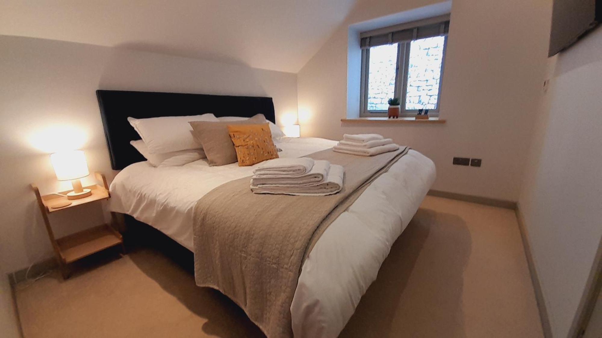 Luxury Barn Conversion Wells Luaran gambar